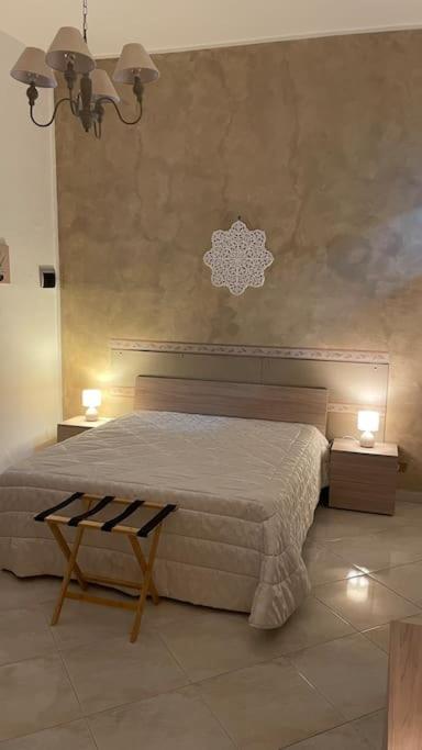 Mona House Accogliente Casa Vacanza Palermo Luaran gambar